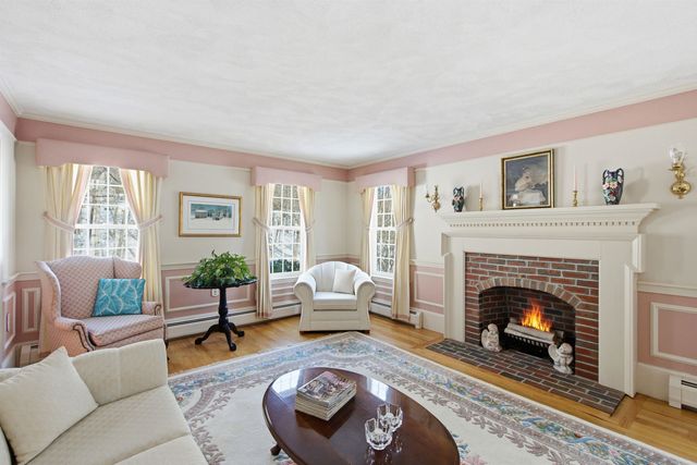 7 Wason Lane, Atkinson, NH 03811