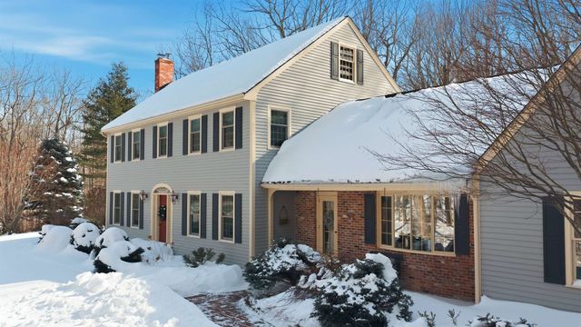 7 Wason Lane, Atkinson, NH 03811