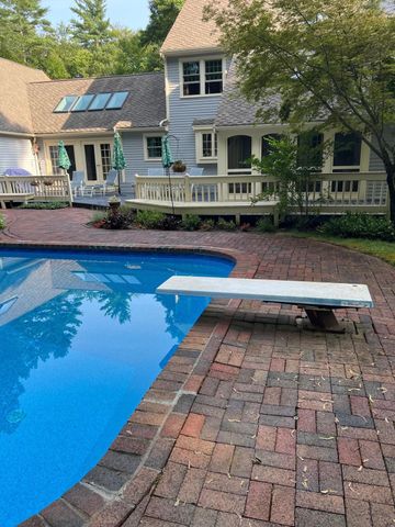 7 Wason Lane, Atkinson, NH 03811