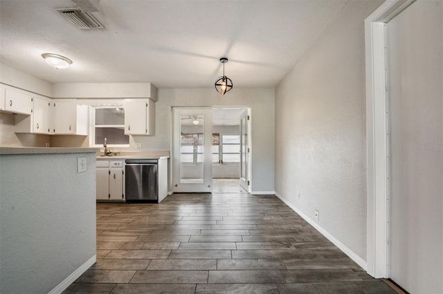 5744 58TH AVENUE N, St Petersburg, FL 33709