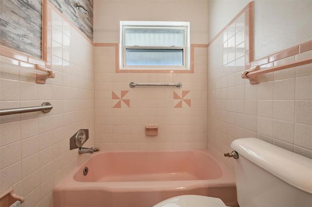 5744 58TH AVENUE N, St Petersburg, FL 33709