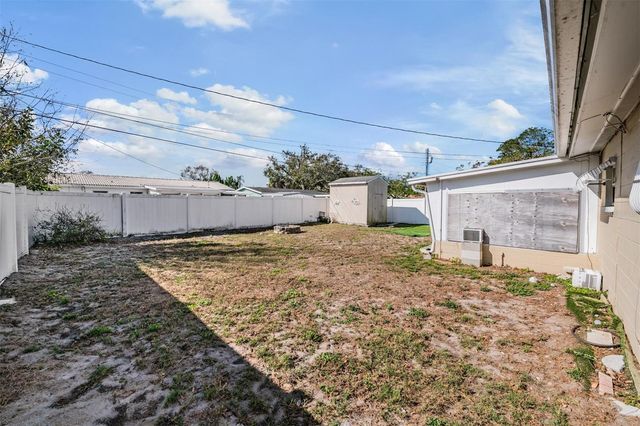 5744 58TH AVENUE N, St Petersburg, FL 33709
