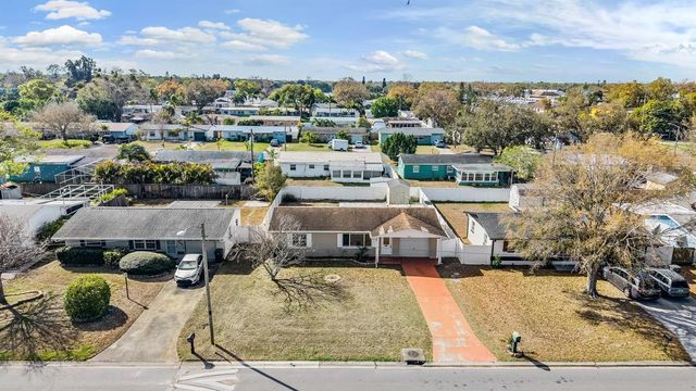 5744 58TH AVENUE N, St Petersburg, FL 33709