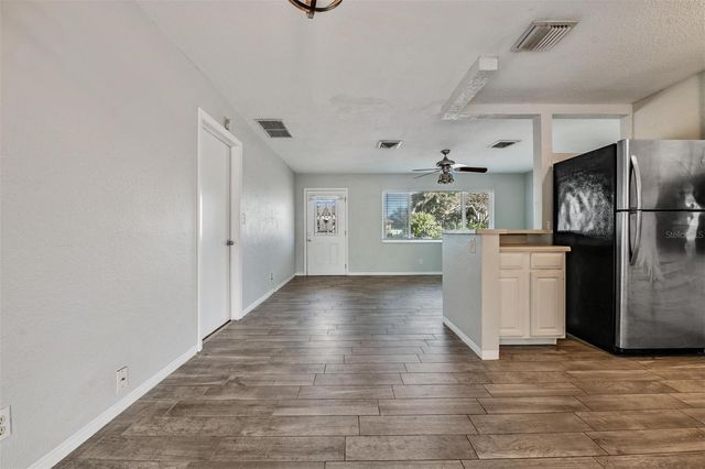 5744 58TH AVENUE N, St Petersburg, FL 33709