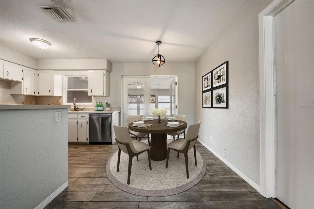 Image 11 of property listing at 5744 58TH AVENUE N, St Petersburg, FL 33709