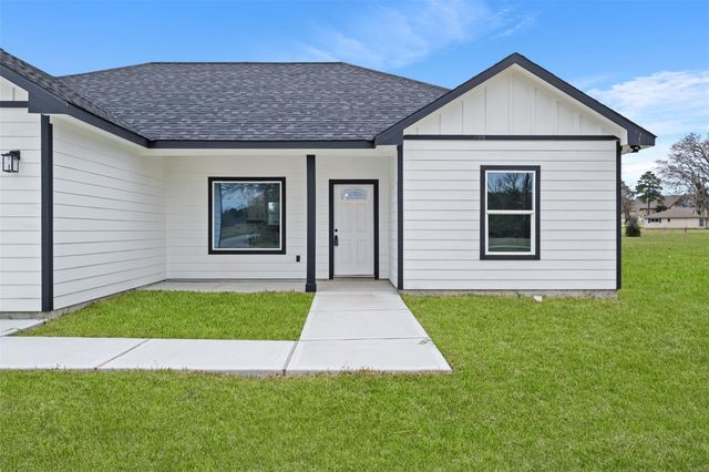 7 Meadowview Drive, Trinity, TX 75862