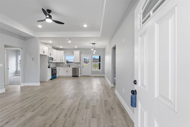 7 Meadowview Drive, Trinity, TX 75862