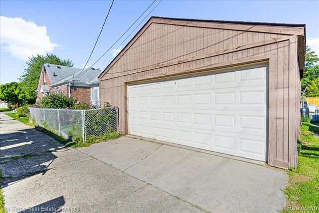 4300 Harvard Road, Detroit, MI 48224