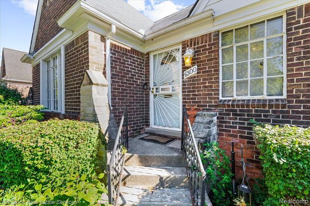 4300 Harvard Road, Detroit, MI 48224