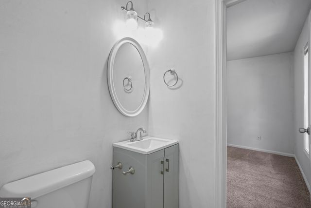 5809 Oakleaf Way, Stone Mountain, GA 30087