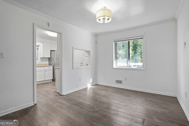 5809 Oakleaf Way, Stone Mountain, GA 30087