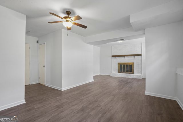 5809 Oakleaf Way, Stone Mountain, GA 30087