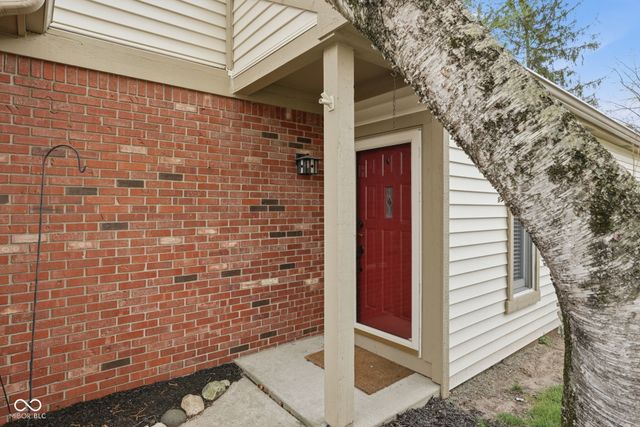 11610 Buttonwood Drive, Carmel, IN 46033