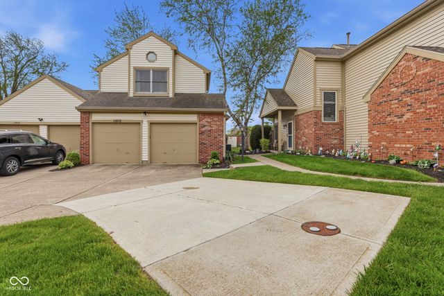 11610 Buttonwood Drive, Carmel, IN 46033