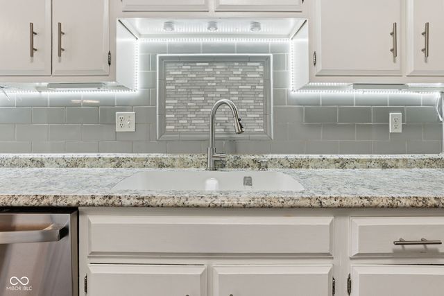 11610 Buttonwood Drive, Carmel, IN 46033