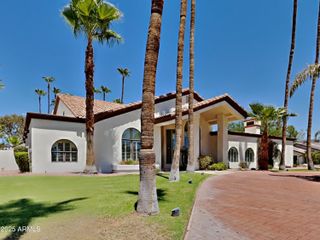 8260 E SUTTON Drive, Scottsdale, AZ 85260