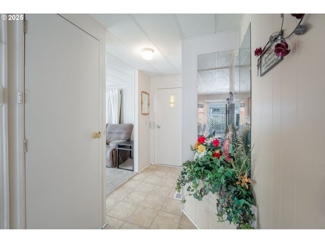 17165 Sw ELDORADO Dr 94, Portland, OR 97224