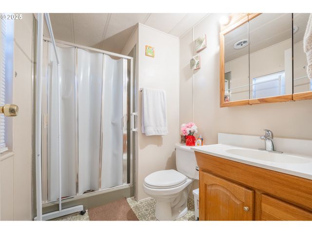 17165 Sw ELDORADO Dr 94, Portland, OR 97224