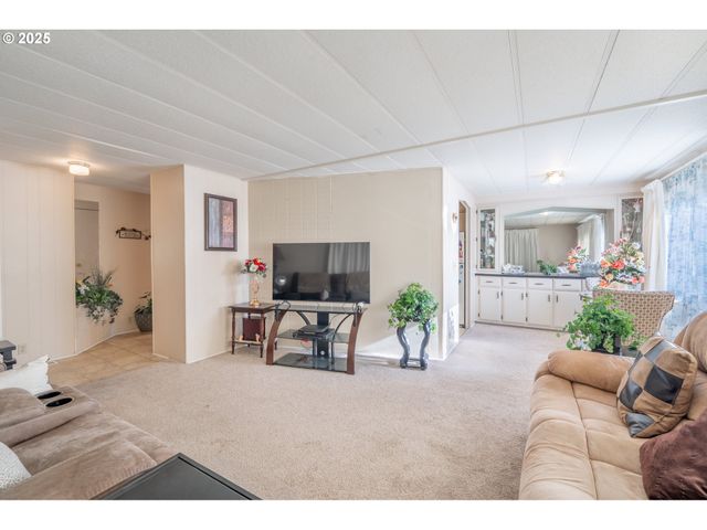 17165 Sw ELDORADO Dr 94, Portland, OR 97224