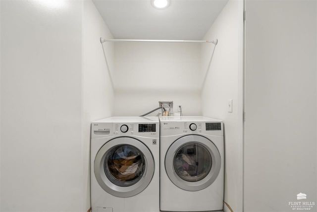 317 S 5th Street, Manhattan, KS 66502