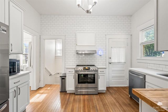 317 S 5th Street, Manhattan, KS 66502