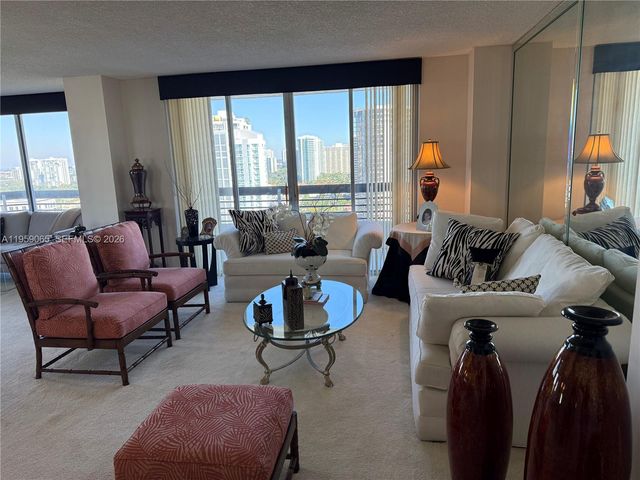 19101 NE 36th Ct 2406, Aventura, FL 33180