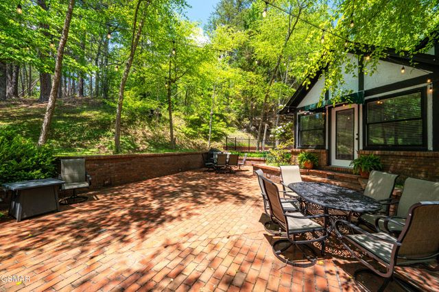 2315 Headrick Lead, Sevierville, TN 37862