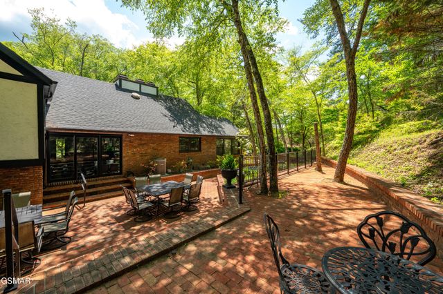 2315 Headrick Lead, Sevierville, TN 37862