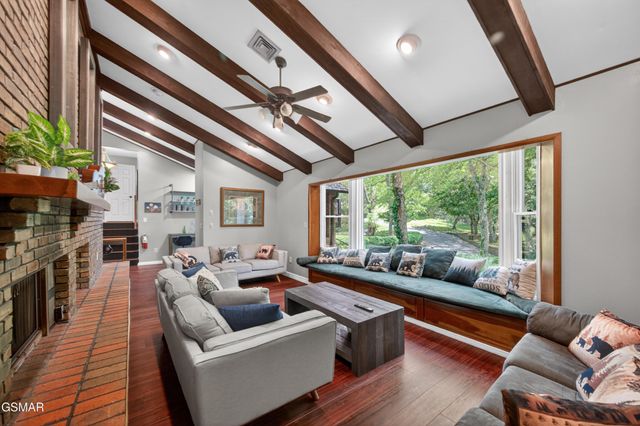 2315 Headrick Lead, Sevierville, TN 37862