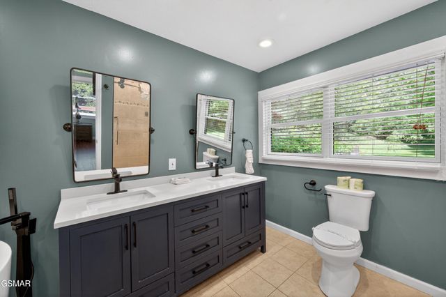 2315 Headrick Lead, Sevierville, TN 37862