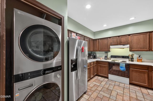 2315 Headrick Lead, Sevierville, TN 37862