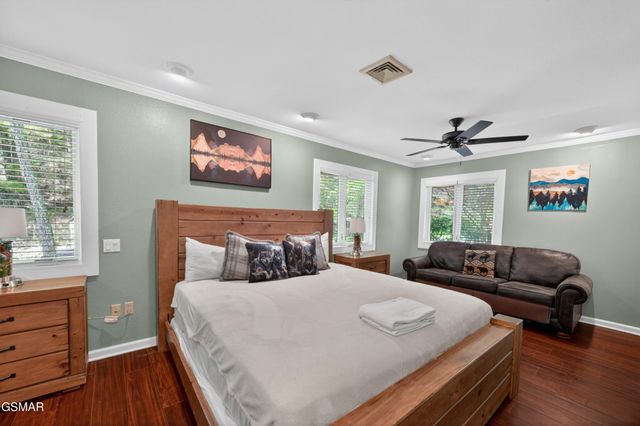 2315 Headrick Lead, Sevierville, TN 37862