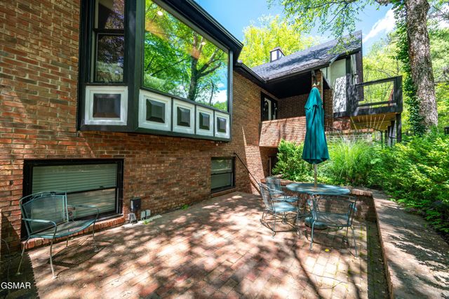 2315 Headrick Lead, Sevierville, TN 37862
