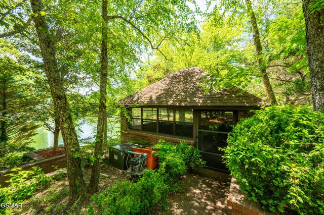 2315 Headrick Lead, Sevierville, TN 37862