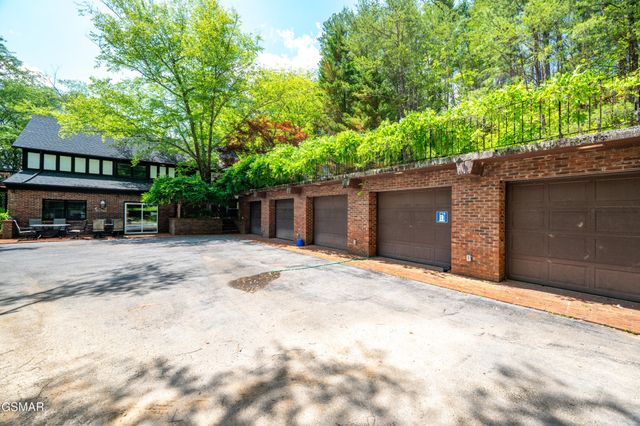 2315 Headrick Lead, Sevierville, TN 37862