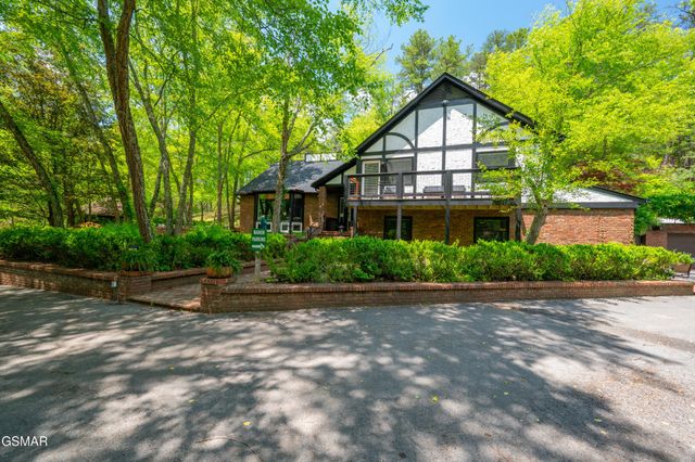 2315 Headrick Lead, Sevierville, TN 37862