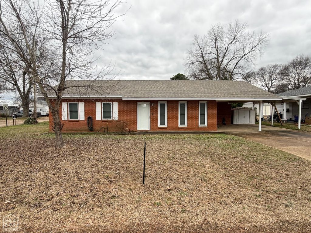 201 Elm Street, Lake City, AR 72437