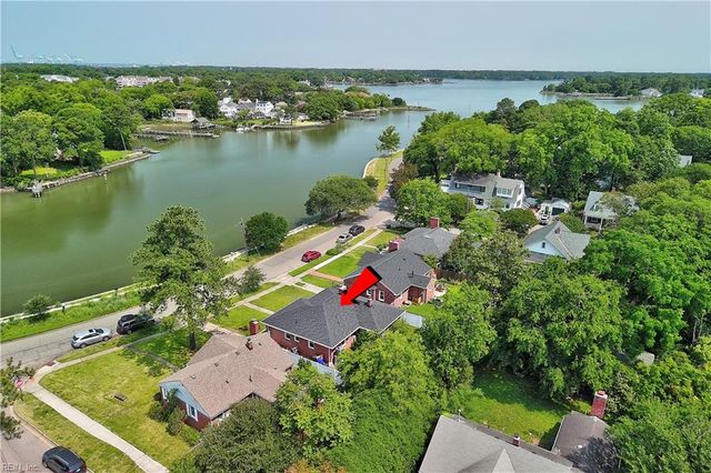 4704 Mayflower RD, Norfolk, VA 23508