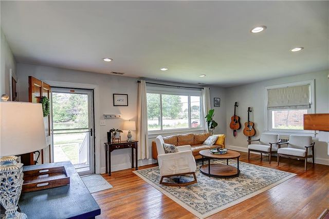 4704 Mayflower RD, Norfolk, VA 23508