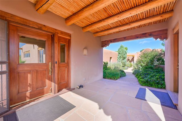 142 Barranca Road, Santa Fe, NM 87501