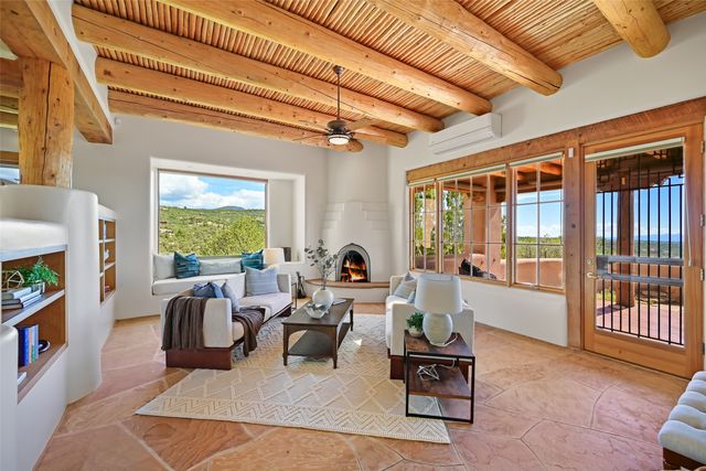 142 Barranca Road, Santa Fe, NM 87501