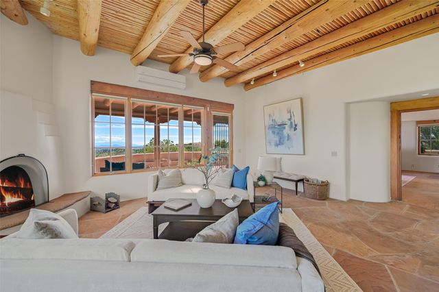 142 Barranca Road, Santa Fe, NM 87501