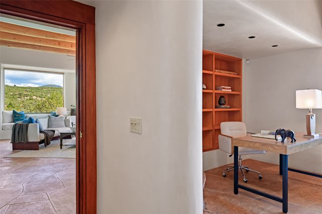 142 Barranca Road, Santa Fe, NM 87501