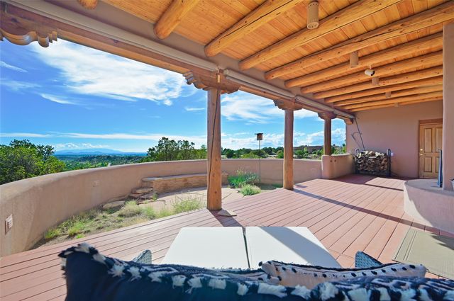 142 Barranca Road, Santa Fe, NM 87501