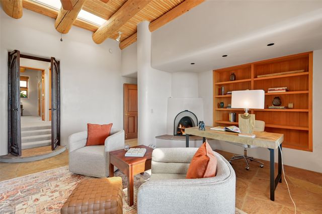 142 Barranca Road, Santa Fe, NM 87501