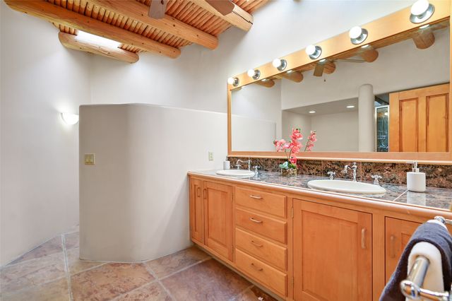 142 Barranca Road, Santa Fe, NM 87501