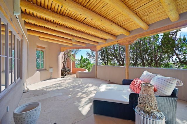 142 Barranca Road, Santa Fe, NM 87501
