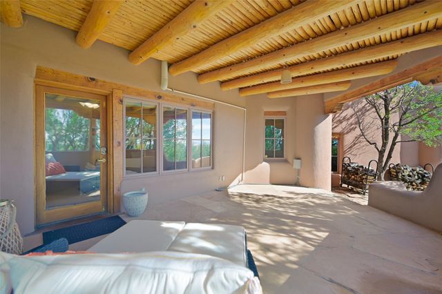 142 Barranca Road, Santa Fe, NM 87501