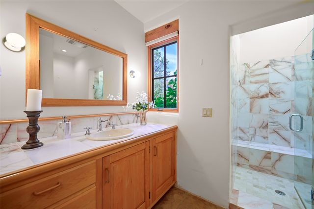 142 Barranca Road, Santa Fe, NM 87501