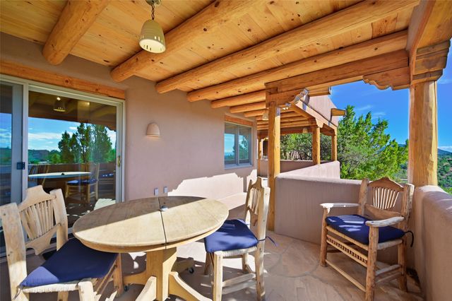 142 Barranca Road, Santa Fe, NM 87501
